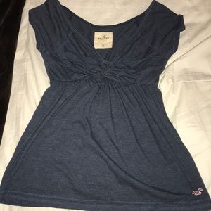 Hollister top
